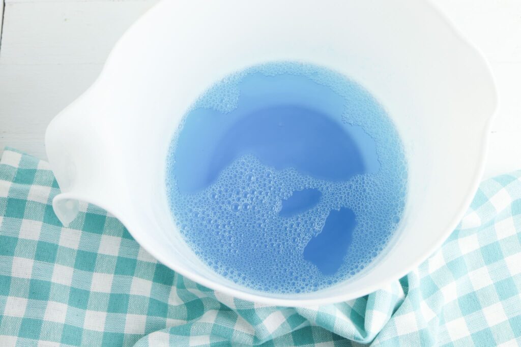 Swimming Bear Cupcakes - Cultivating Brilliant Minds swimming bear cupcakes