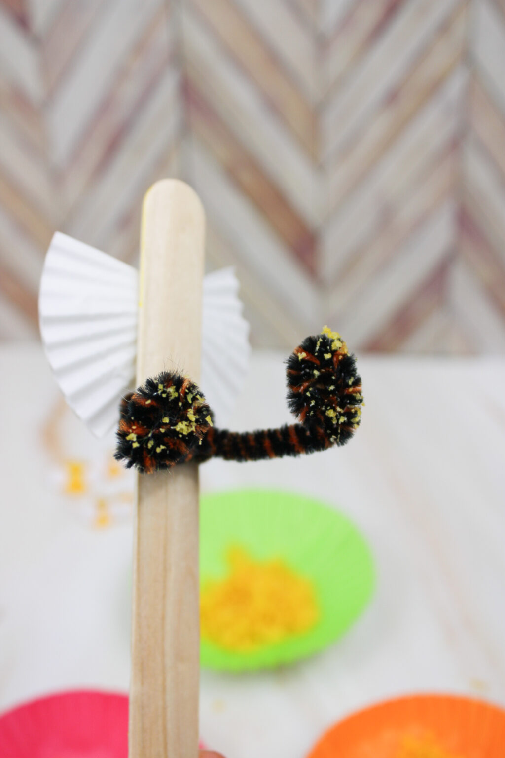 Bee Pollination Experiment: A Fun and Educational Craft for Kids ...