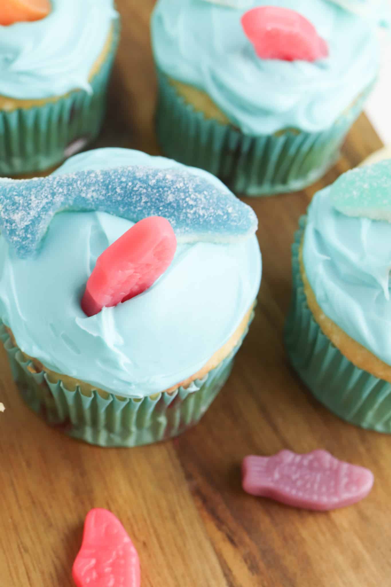 shark attack cupcakes