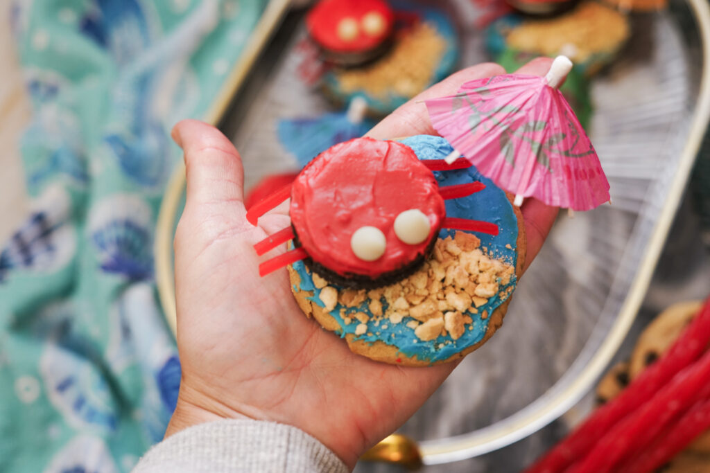 DSC03761 - Cultivating Brilliant Minds beach crab cookies