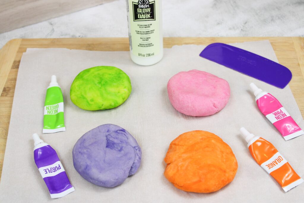 IMG_2628 - Cultivating Brilliant Minds add food coloring