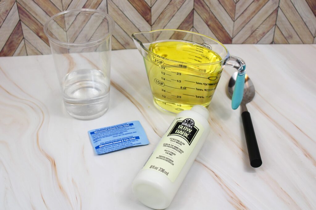 IMG_2863 - Cultivating Brilliant Minds glow-in-the-dark lava lamp supplies