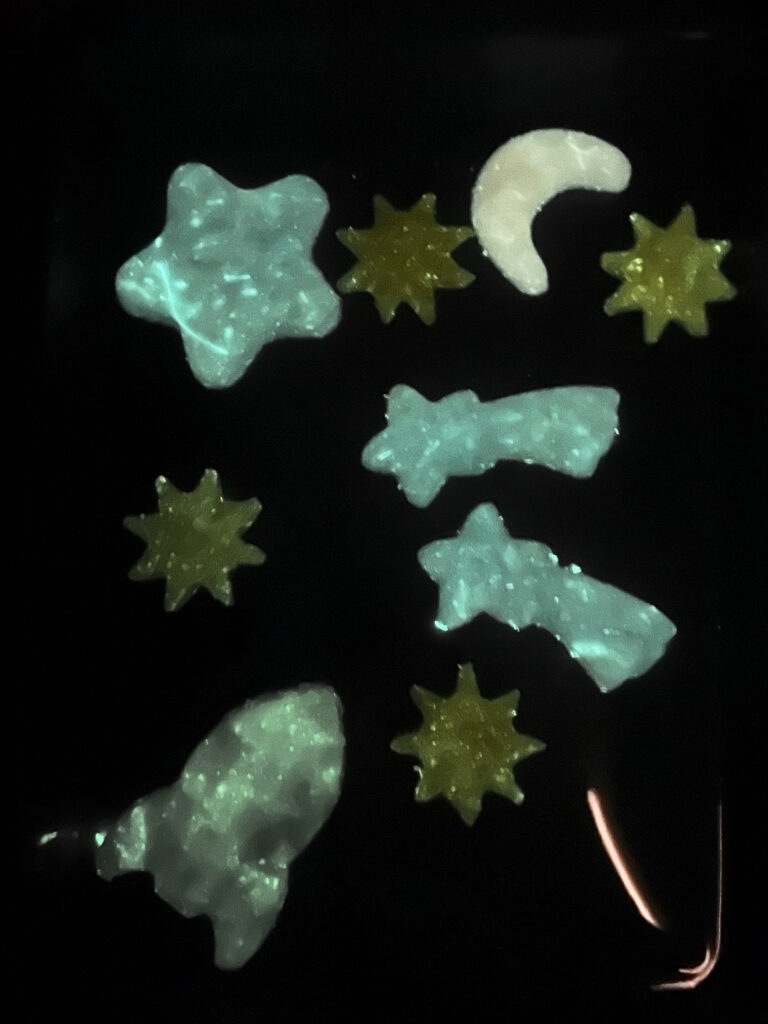 IMG_7747 - Cultivating Brilliant Minds glow in the dark playdough