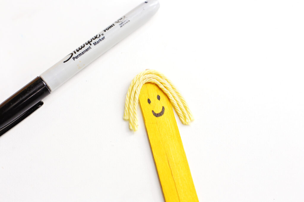 Draw Face - Cultivating Brilliant Minds draw the face for this pretend play fall activity