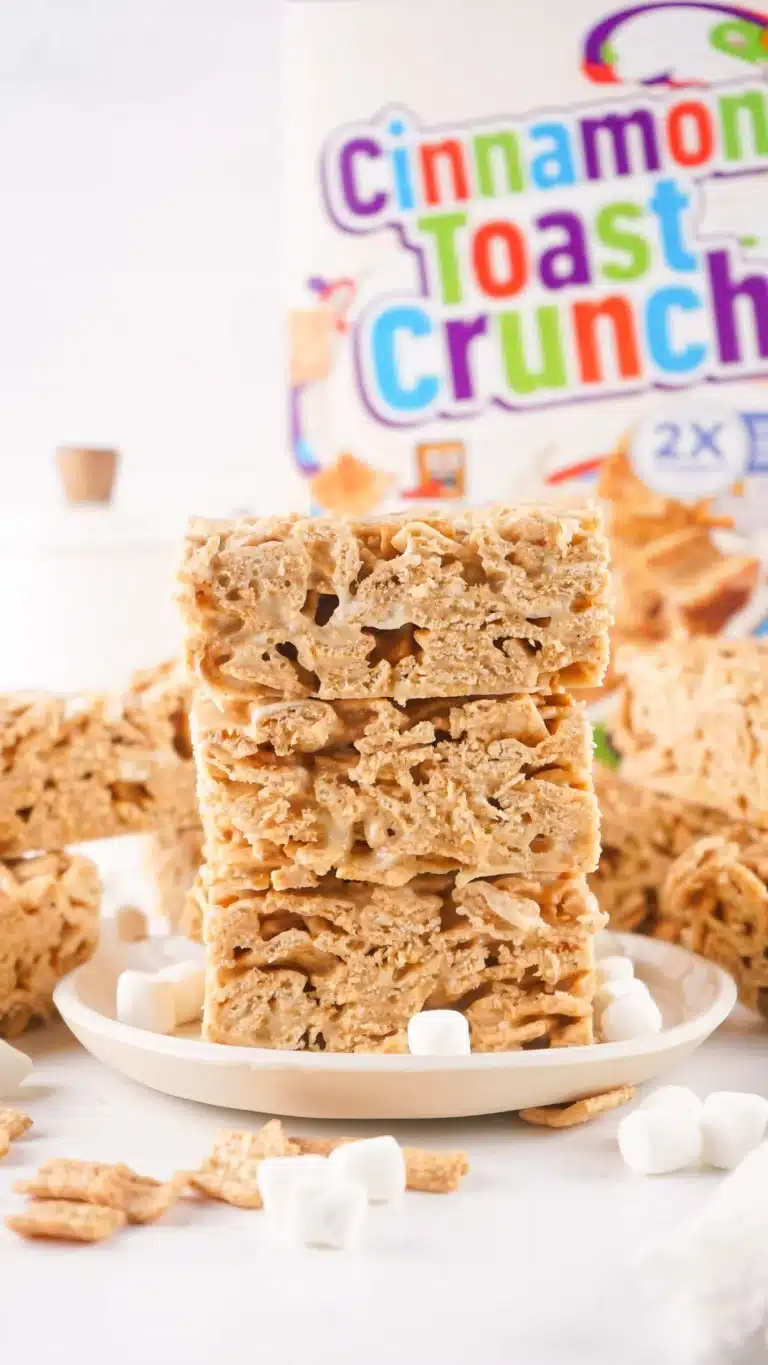 cereal treats made out of cinnamon toast crunch