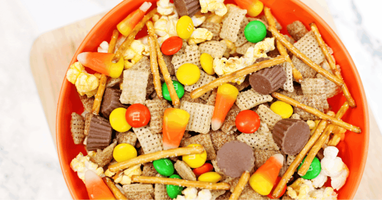 scarecrow snack mix