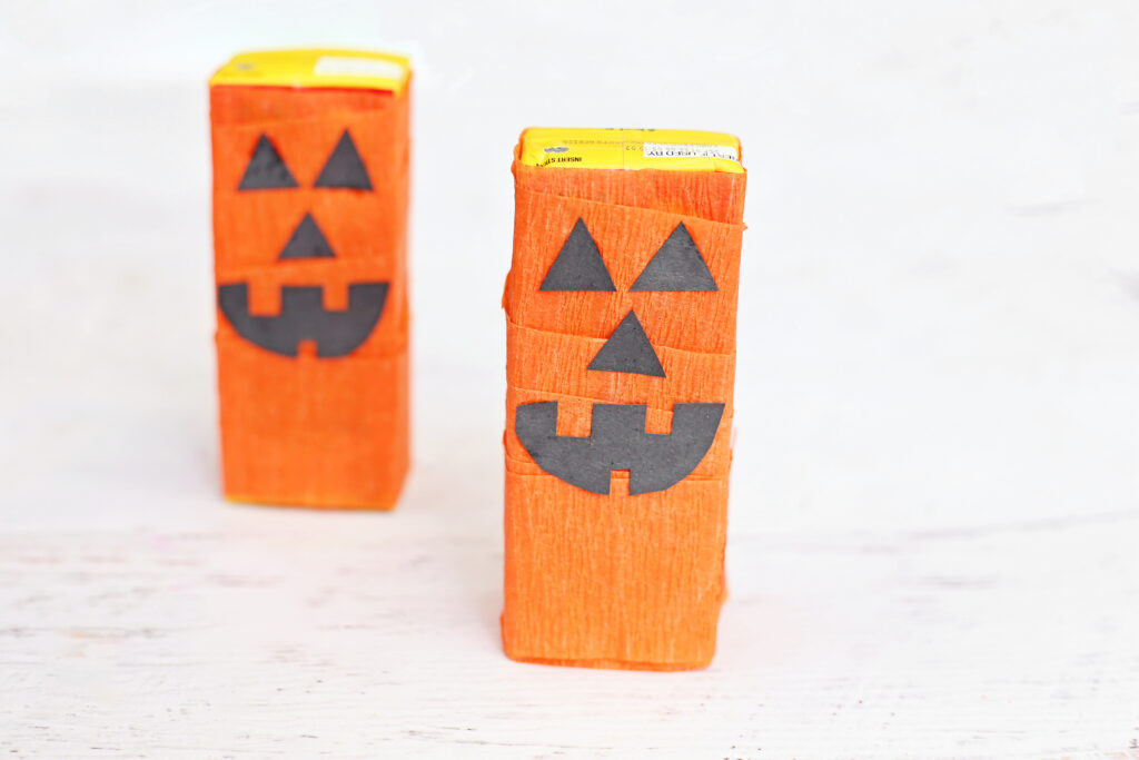 Jack-o-Lantern Juice Box Final 1 - Cultivating Brilliant Minds Halloween classroom party drink - jack-o-lantern juice box craft