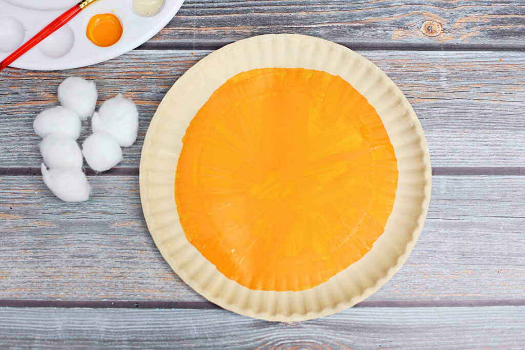 Paint middle of paper plate - Cultivating Brilliant Minds painted paper plate