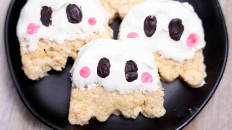 Rice Krispies decorated to look like ghosts