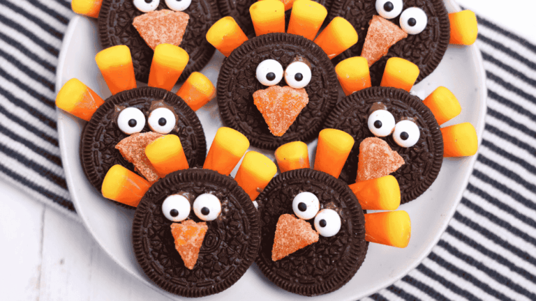 oreos decorated to look like turkeys