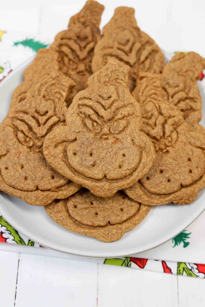 Grinch Gingerbread Cookies for Christmas - Cultivating Brilliant Minds Cookies that look like the grinch