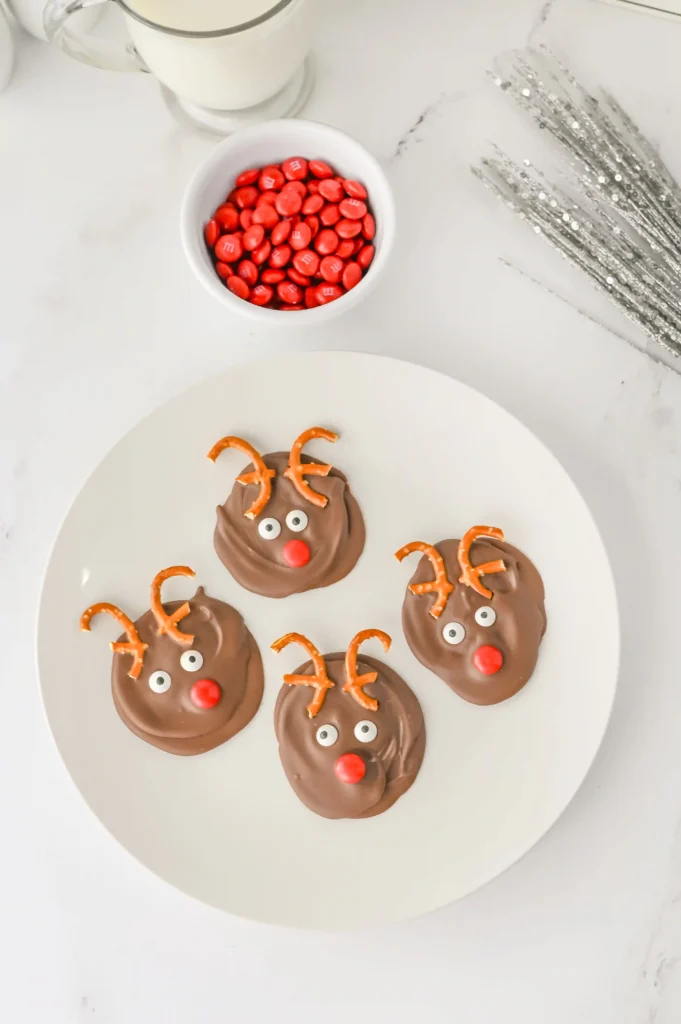 Reindeer Bark for Christmas - Cultivating Brilliant Minds chocolate bark decorated to look like a reindeer