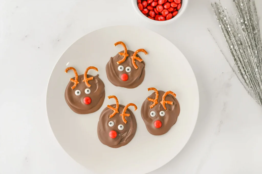 Reindeer Bark for Christmas - Cultivating Brilliant Minds chocolate bark decorated to look like a reindeer