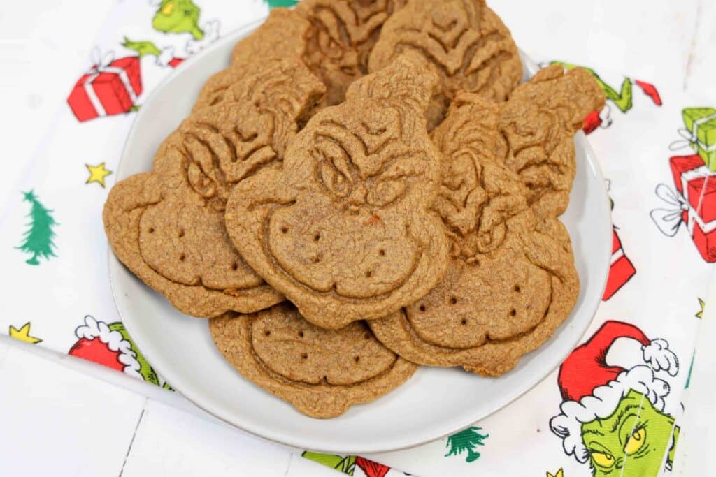 Grinch Gingerbread Cookies for Christmas - Cultivating Brilliant Minds Gingerbread Cookies that look like the grinch