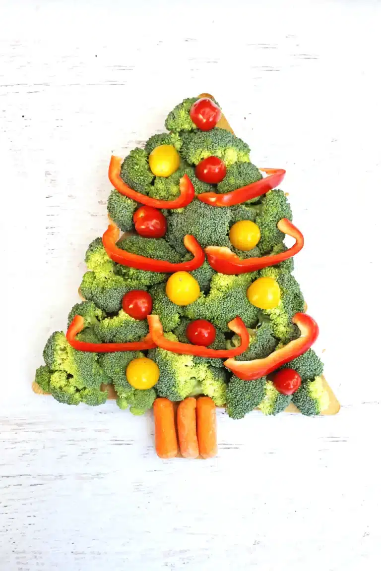 christmas tree made out of vegetables