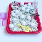 Snowman Sensory Bin - Cultivating Brilliant Minds a snowman sensory bin using beans and cotton balls