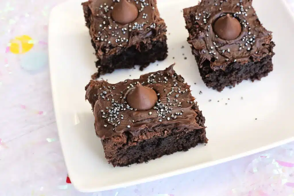 Midnight Kiss Brownies - Cultivating Brilliant Minds new year's even brownies with a hershey kiss on top