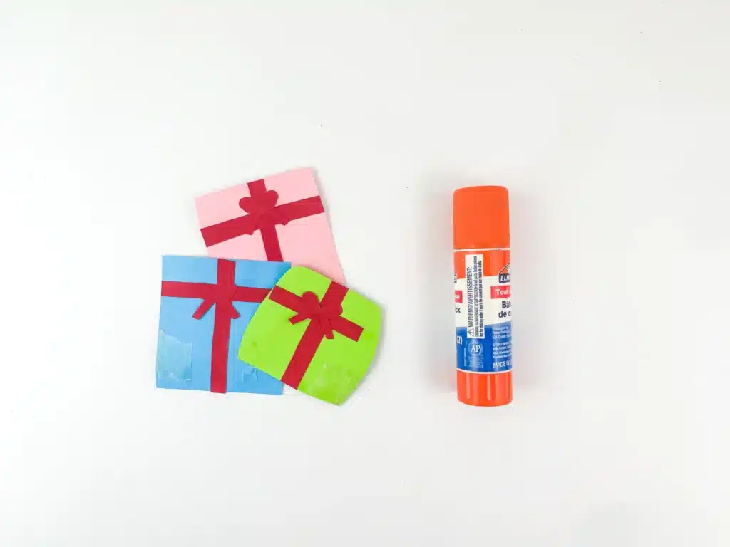 Santa Sleigh Craft - Cultivating Brilliant Minds presents cut out of construction paper