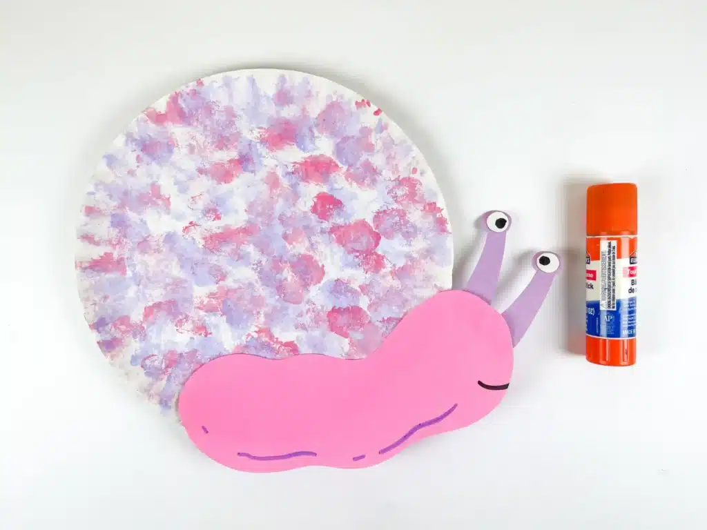Valentine's Day Snail Craft - Cultivating Brilliant Minds paper plate snail craft for valentine's day