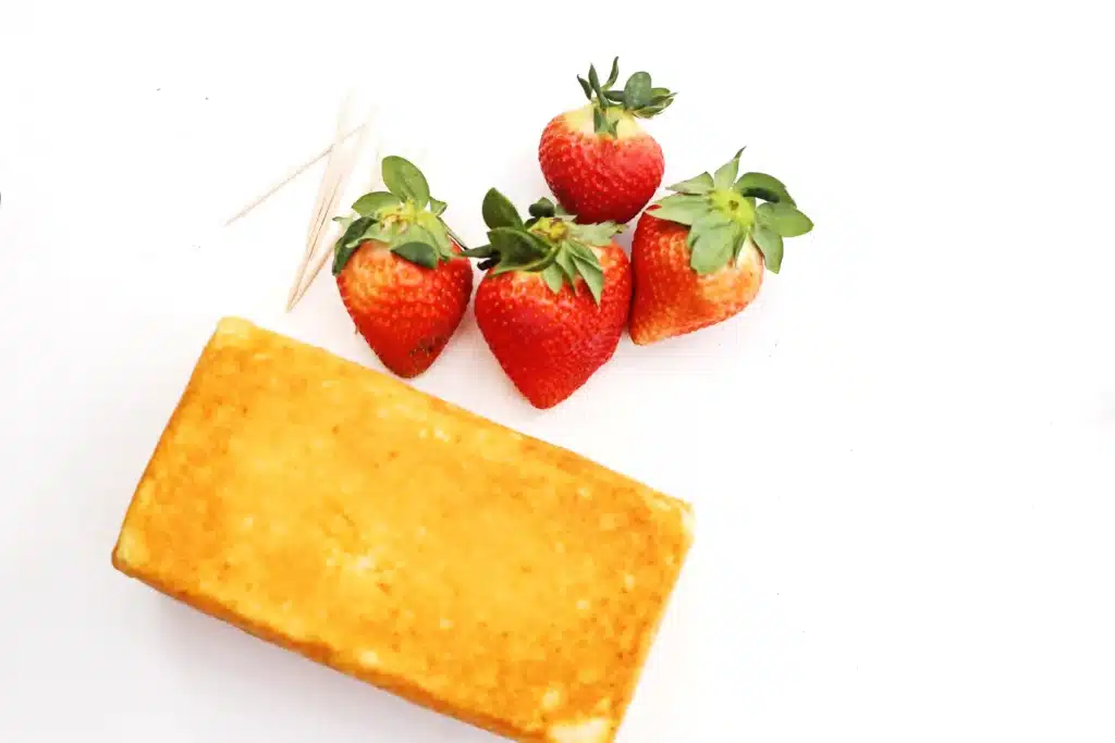 Strawberry Shortcake Kabobs - Cultivating Brilliant Minds angel food cake and strawberries