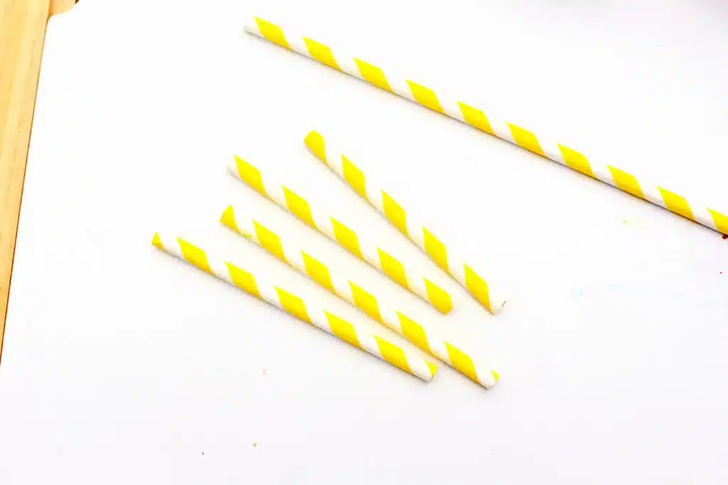 Truffula Tree Cupcakes - Cultivating Brilliant Minds paper straws cut in half
