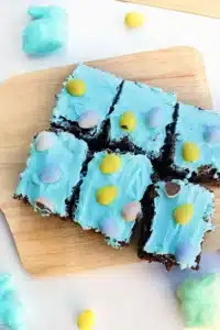 brownies with blue icing and mini cadbury eggs