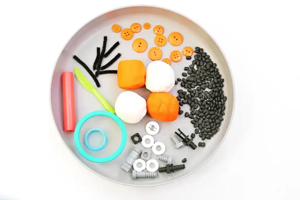 BB8 Playdough Tray - Cultivating Brilliant Minds supplies for the BB8 Star Wars Playdough tray