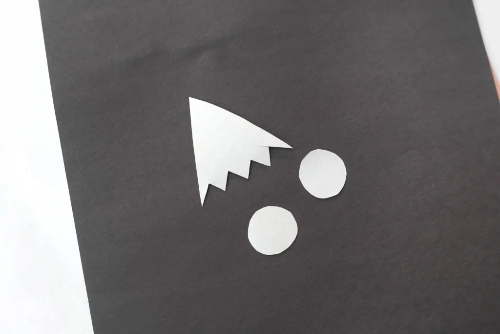 Letter F Fox Craft - Cultivating Brilliant Minds white construction paper of circles and a fox tail