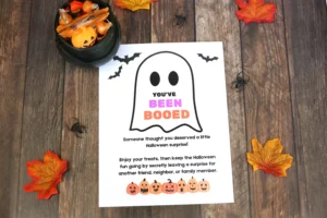 a You've Been Booed Printable with a ghost on it